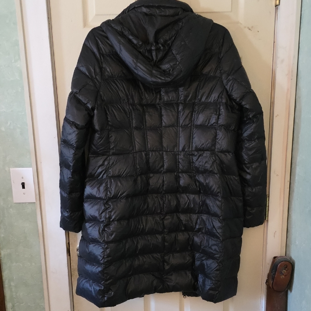 Lands' End Women's Dark Puffer Jacket - Picture 3 of 6